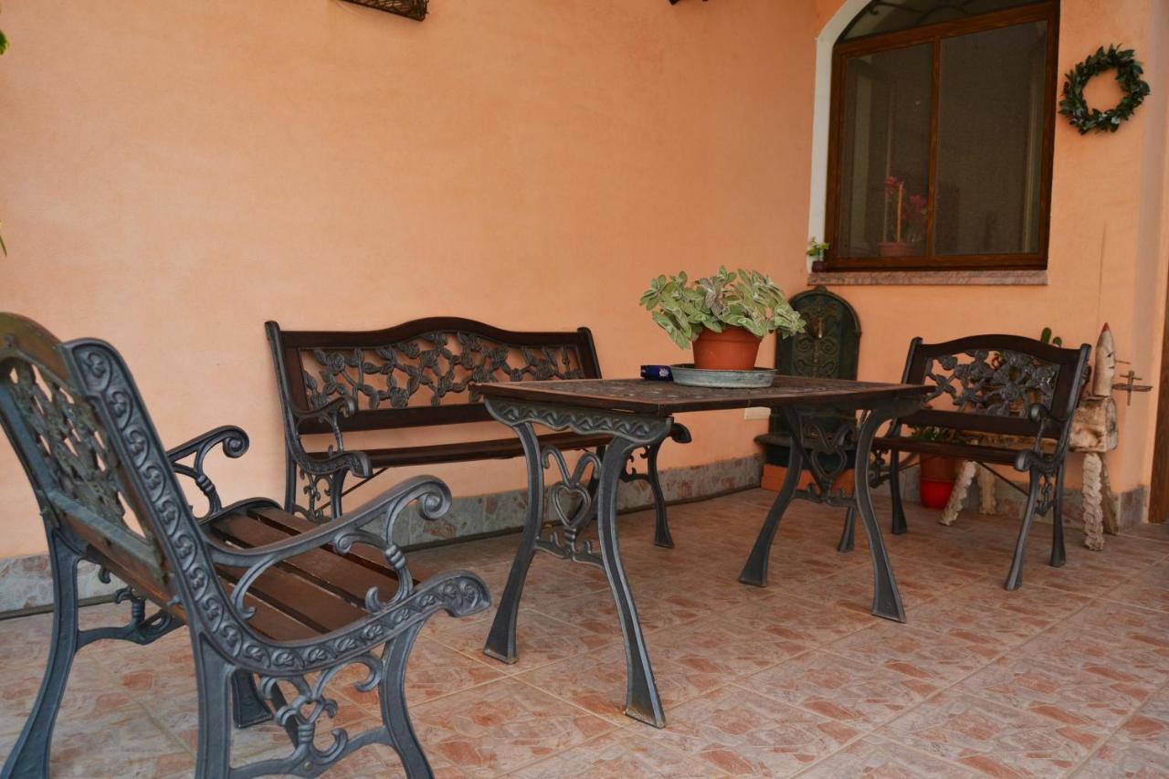 Hotel Ristorante L'Avvenire Gizzeria Bagian luar foto