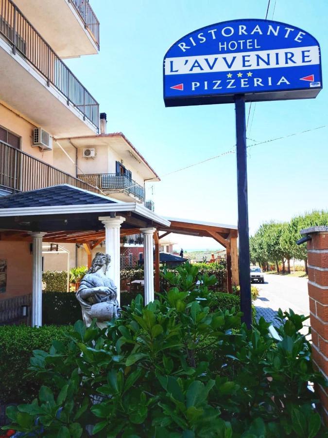 Hotel Ristorante L'Avvenire Gizzeria Bagian luar foto