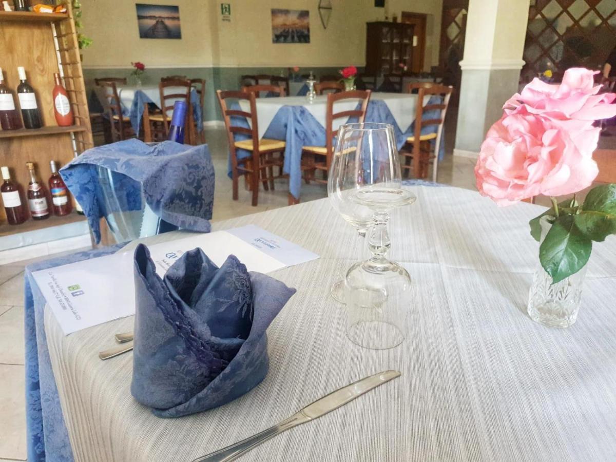 Hotel Ristorante L'Avvenire Gizzeria Bagian luar foto