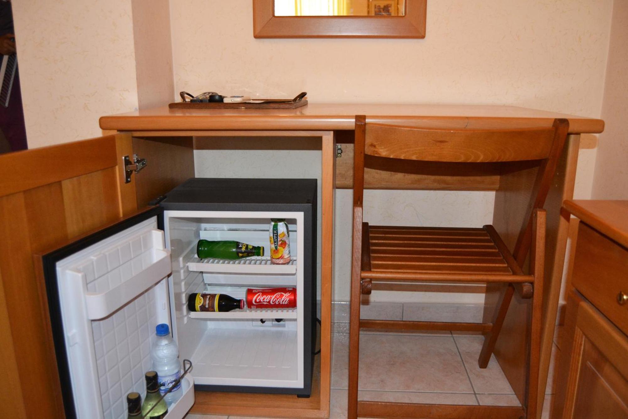 Hotel Ristorante L'Avvenire Gizzeria Ruang foto